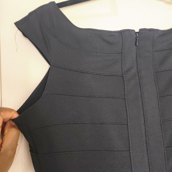 Tadashi SHOJI Black Off Shoulder Dress size M - Picture 10 of 16